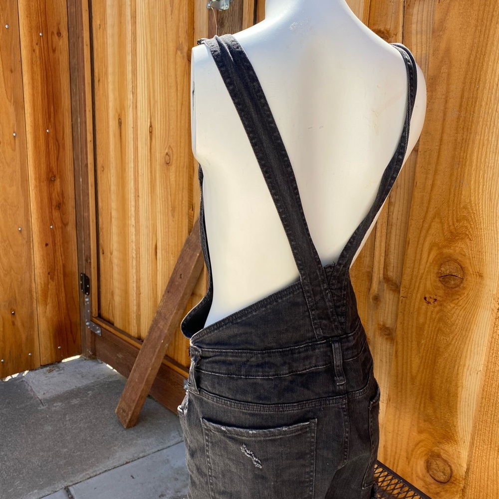 Black Overall Shorts - Picture 9 of 11